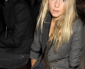 clemence poesy